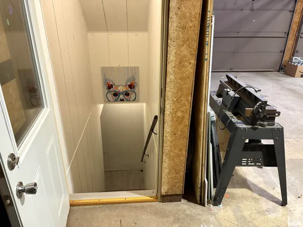 $411,000 | 9445 McNabb Blacktop Road, Hennepin, IL 61327