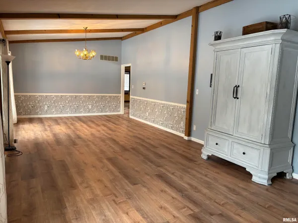 $411,000 | 9445 McNabb Blacktop Road, Hennepin, IL 61327