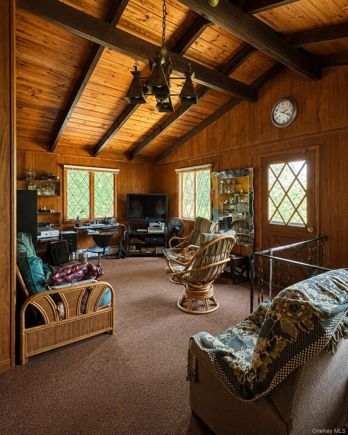 177 Davos Road Woodridge, NY 12789 - Photo 5 of 19 a living room with furniture