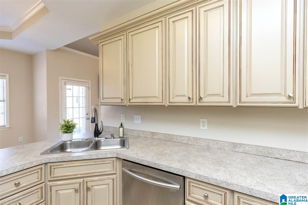 671 Wynlake Cove Alabaster, AL 35007 - Photo 19 of 42