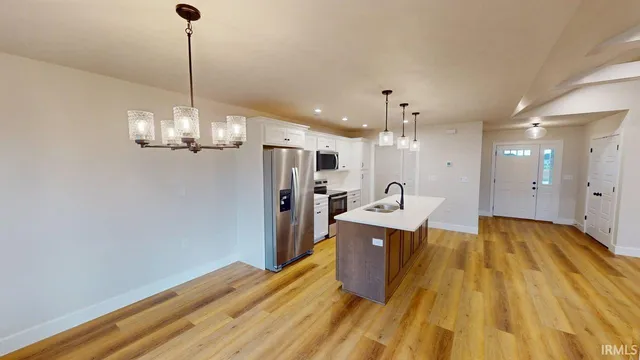 $369,000 | 922 Spruce Drive, Jasper, IN 47546