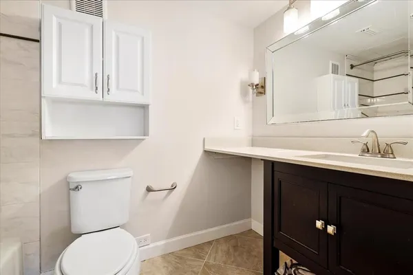 $1,700 | 4535 North O'Connor Road, Unit 1216, Irving, TX 75062