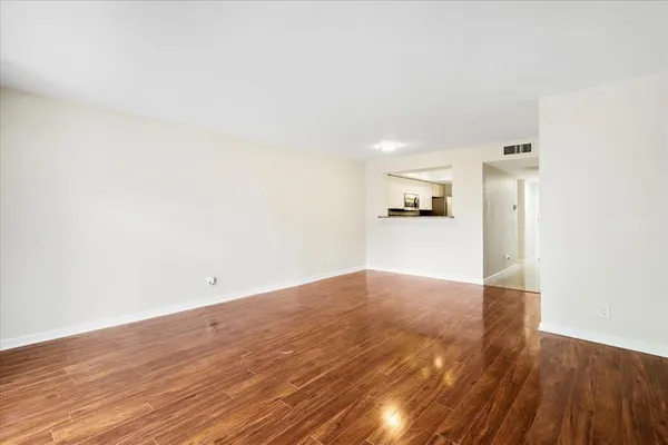 $1,700 | 4535 North O'Connor Road, Unit 1216, Irving, TX 75062