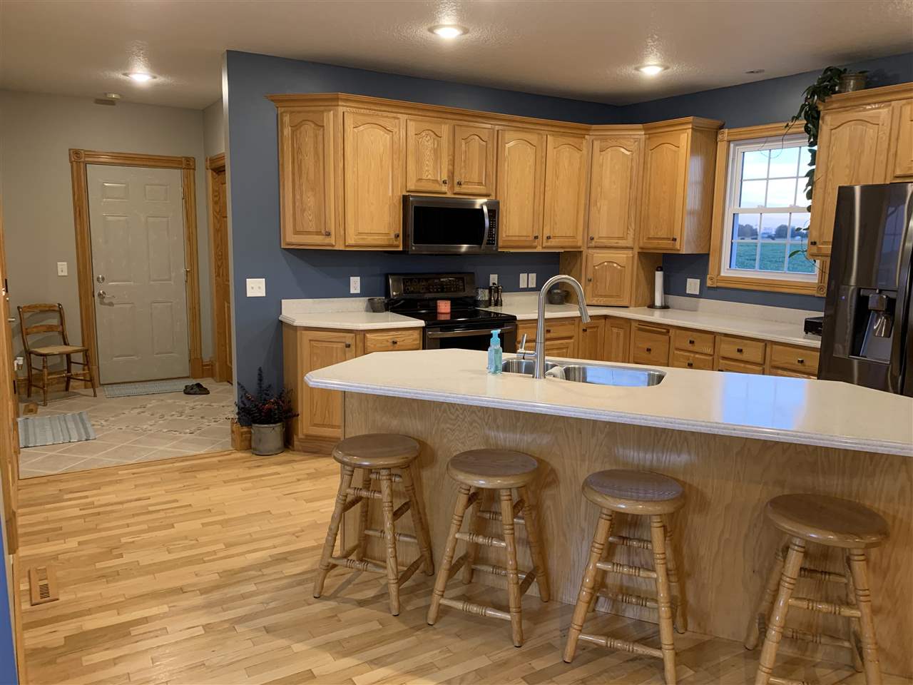 5676 East St Charles Road Ithaca, MI 48847 - Photo 5 of 55 1879557-4.JPG