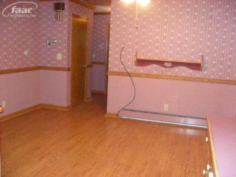 12165 Miller Road Lennon, MI 48449 - Photo 5 of 14 20204827-4.JPG