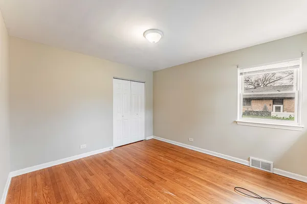 $455,000 | 4856 Howard Street, Skokie, IL 60077