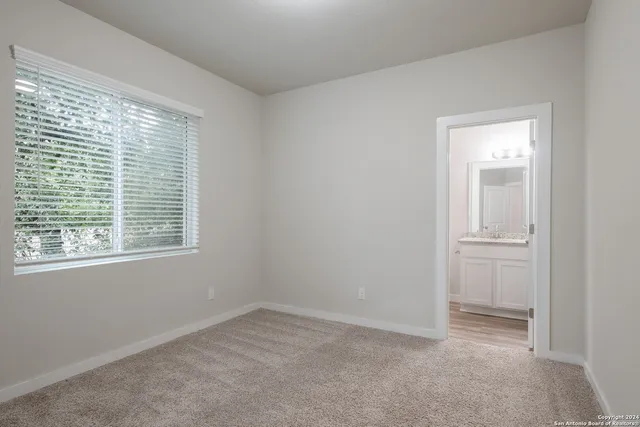 $2,195 | 21402 James Charles, San Antonio, TX 78256