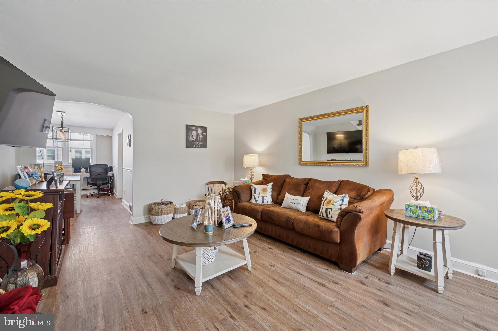 109 Academy Road Clifton Heights, PA 19018 - Photo 3 of 24 Gallery Image 3