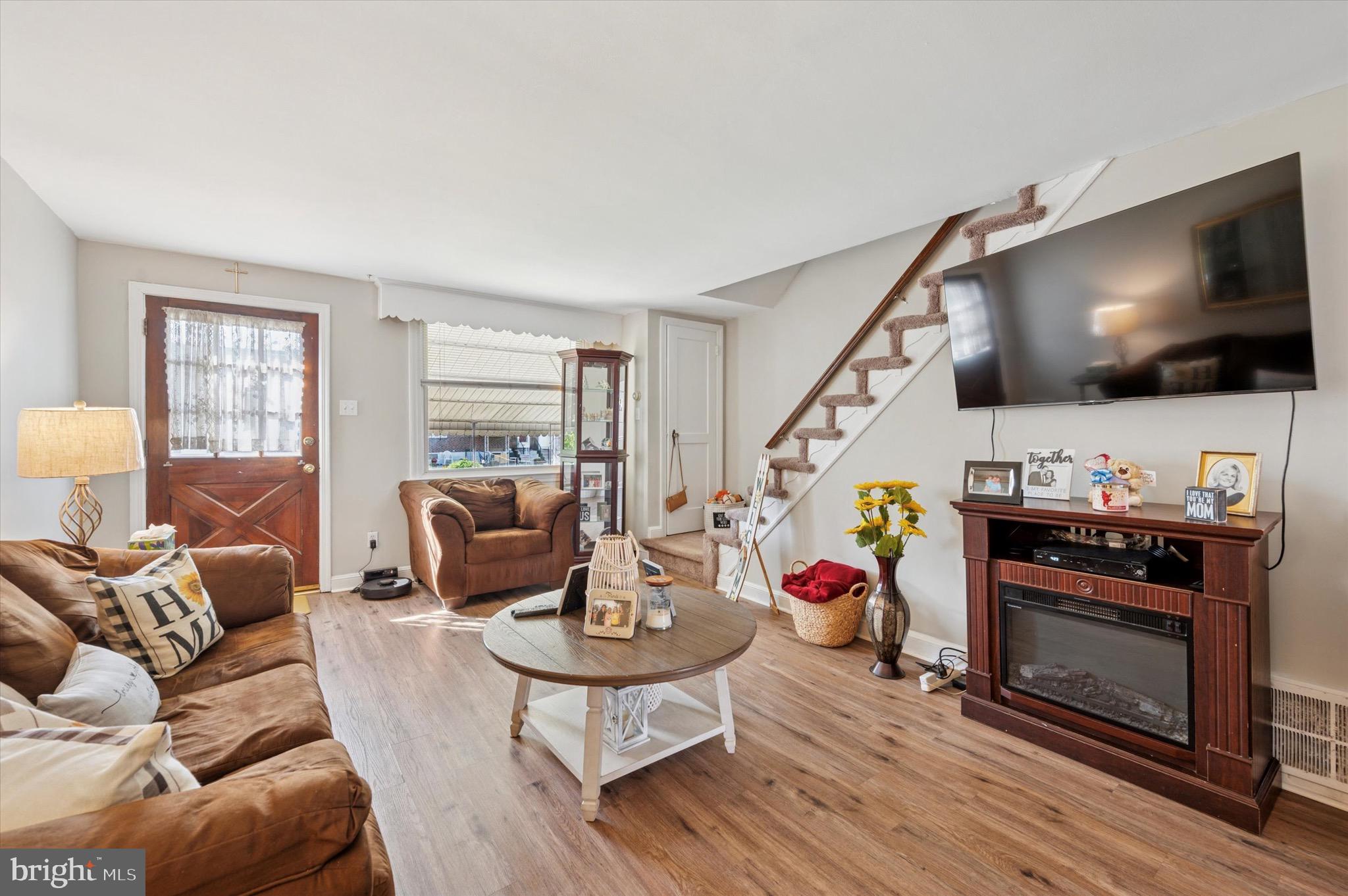109 Academy Road Clifton Heights, PA 19018 - Photo 5 of 24 Gallery Image 5
