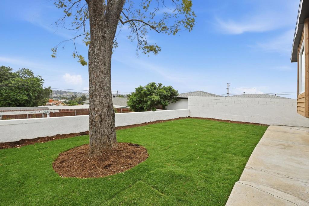 1333 Helix Street Spring Valley, CA 91977 - Photo 4 of 45 a view of a garden