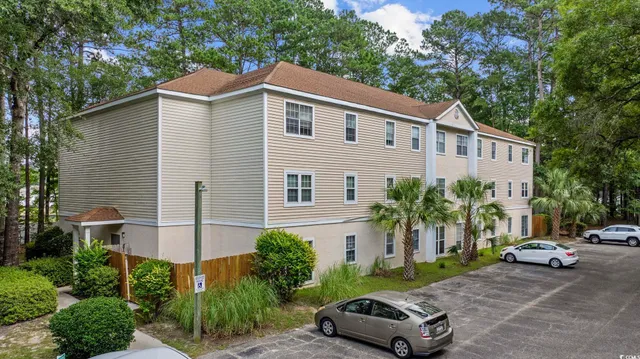 $75,500 | 6840 Blue Heron Boulevard, Unit 206, Myrtle Beach, SC 29588