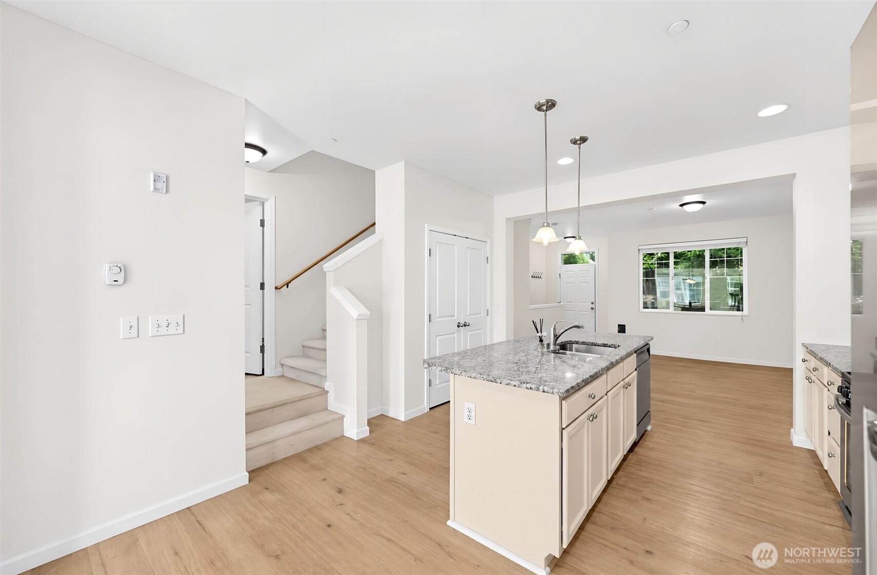 10715 Ross Road, Unit C Bothell, WA 98011 - Photo 10 of 30 Gallery Image 10