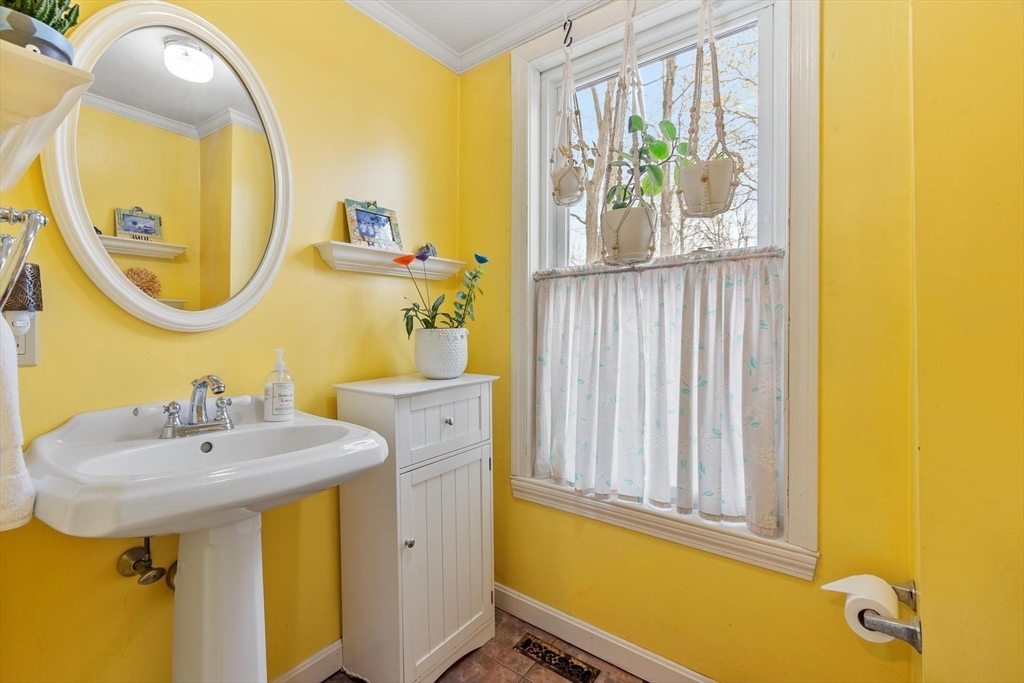 30 Cuba Street Andover, MA 01810 - Photo 13 of 28