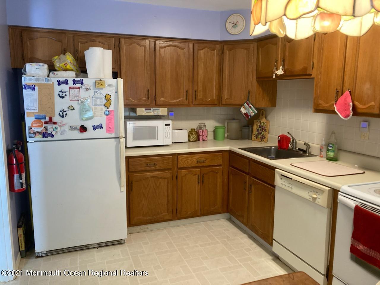 9 B Alpine Road, Unit B Whiting, NJ 08759 - Photo 5 of 10 IMG_0648