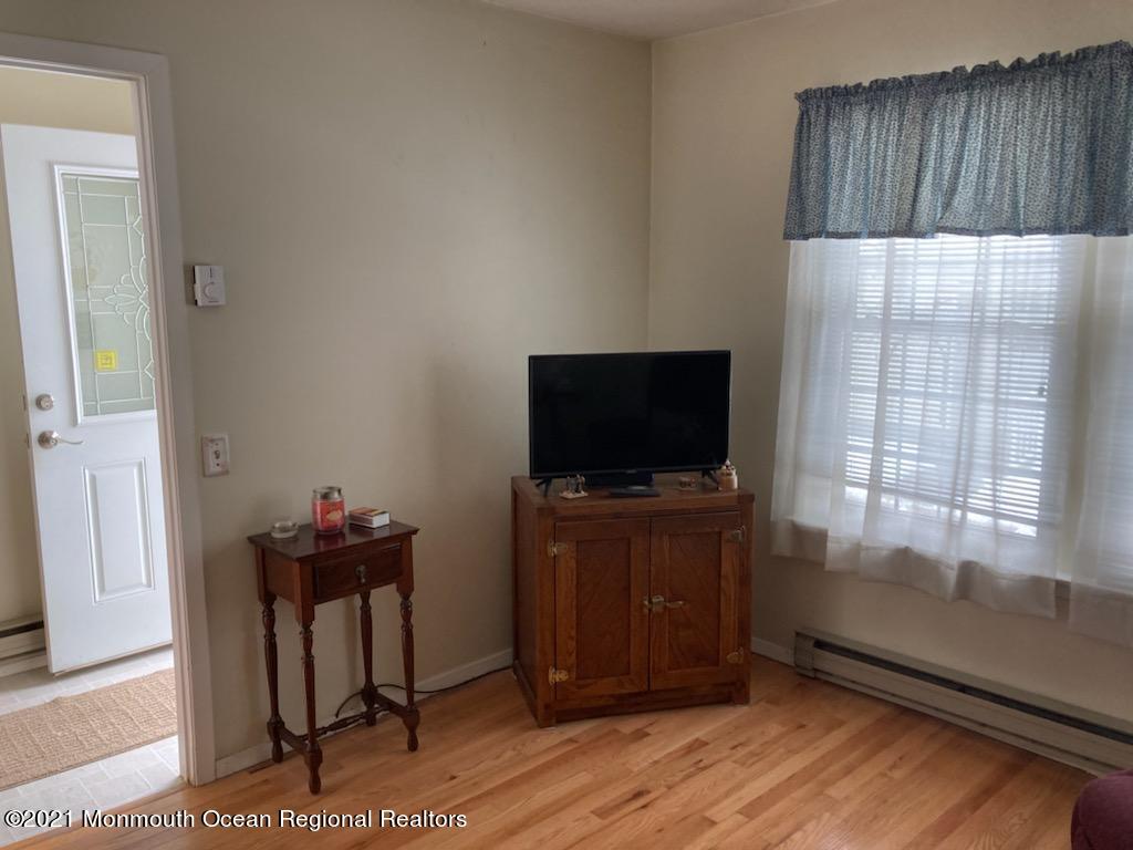 9 B Alpine Road, Unit B Whiting, NJ 08759 - Photo 6 of 10 IMG_0641