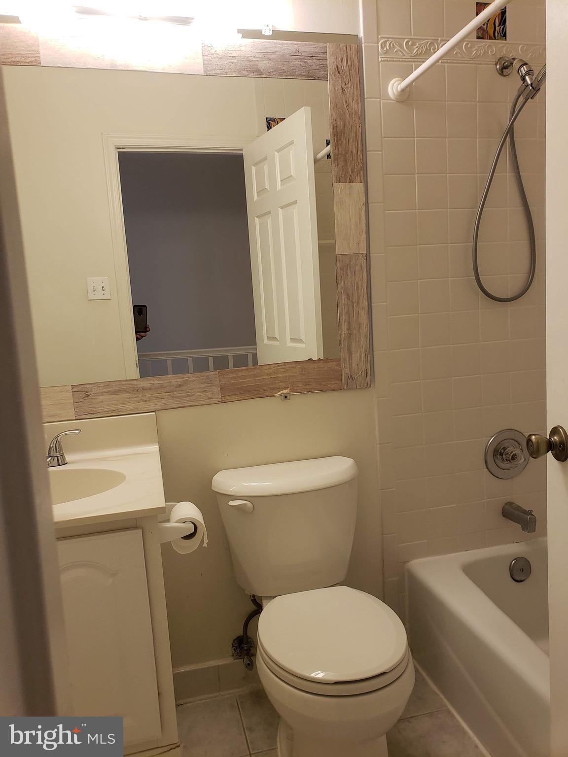 5405 Grove Ridge Way North Bethesda, MD 20852 - Photo 13 of 21 Bath (Master)