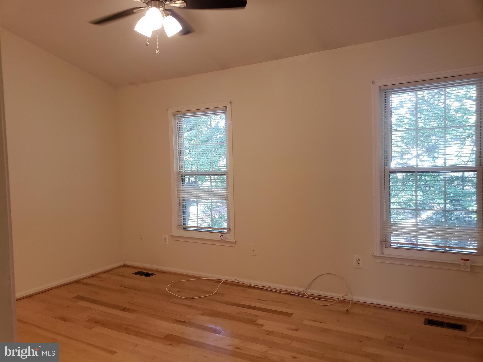 5405 Grove Ridge Way North Bethesda, MD 20852 - Photo 8 of 21 Bedroom (Master) Has Vaulted Ceil. & Vaulted Ceil.
