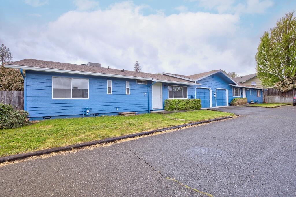 1756 Southwest Allen Creek Road, Unit 2 Grants Pass, OR 97527 - Photo 1 of 19 Front View