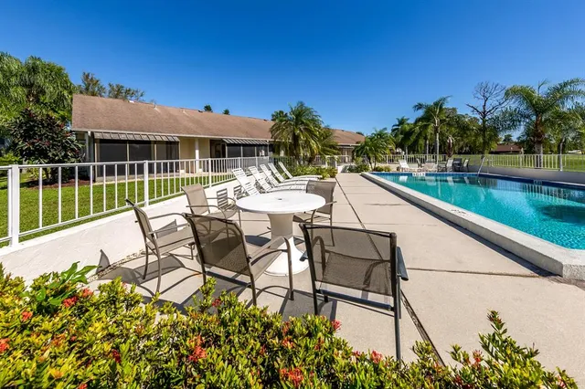 $188,900 | 1027 Capri Isles Boulevard, Unit 20, Venice, FL 34292