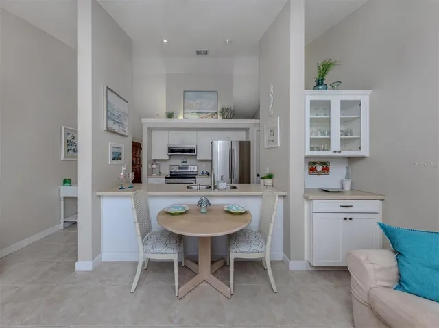 $188,900 | 1027 Capri Isles Boulevard, Unit 20, Venice, FL 34292