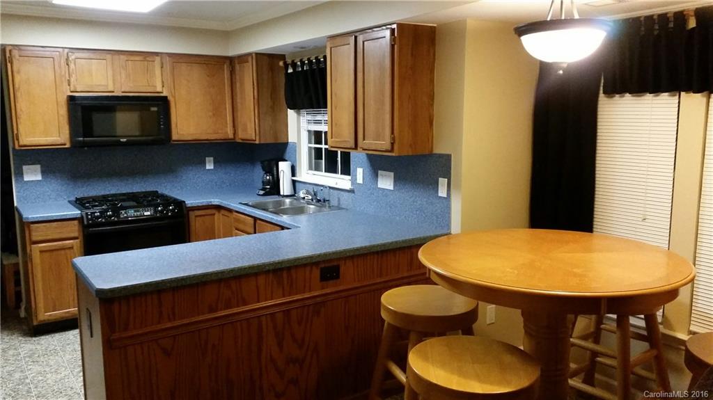 1817 Misty Vale Road Charlotte, NC 28214 - Photo 3 of 6 Gallery Image 3