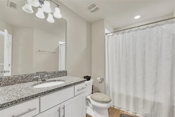 $2,400 | 3780 Plainview Drive, Orlando, FL 32824