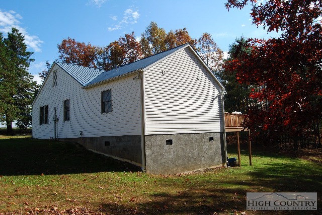 984 Camp Butler Road Glade Valley, NC 28627 - Photo 3 of 39 Gallery Image 3