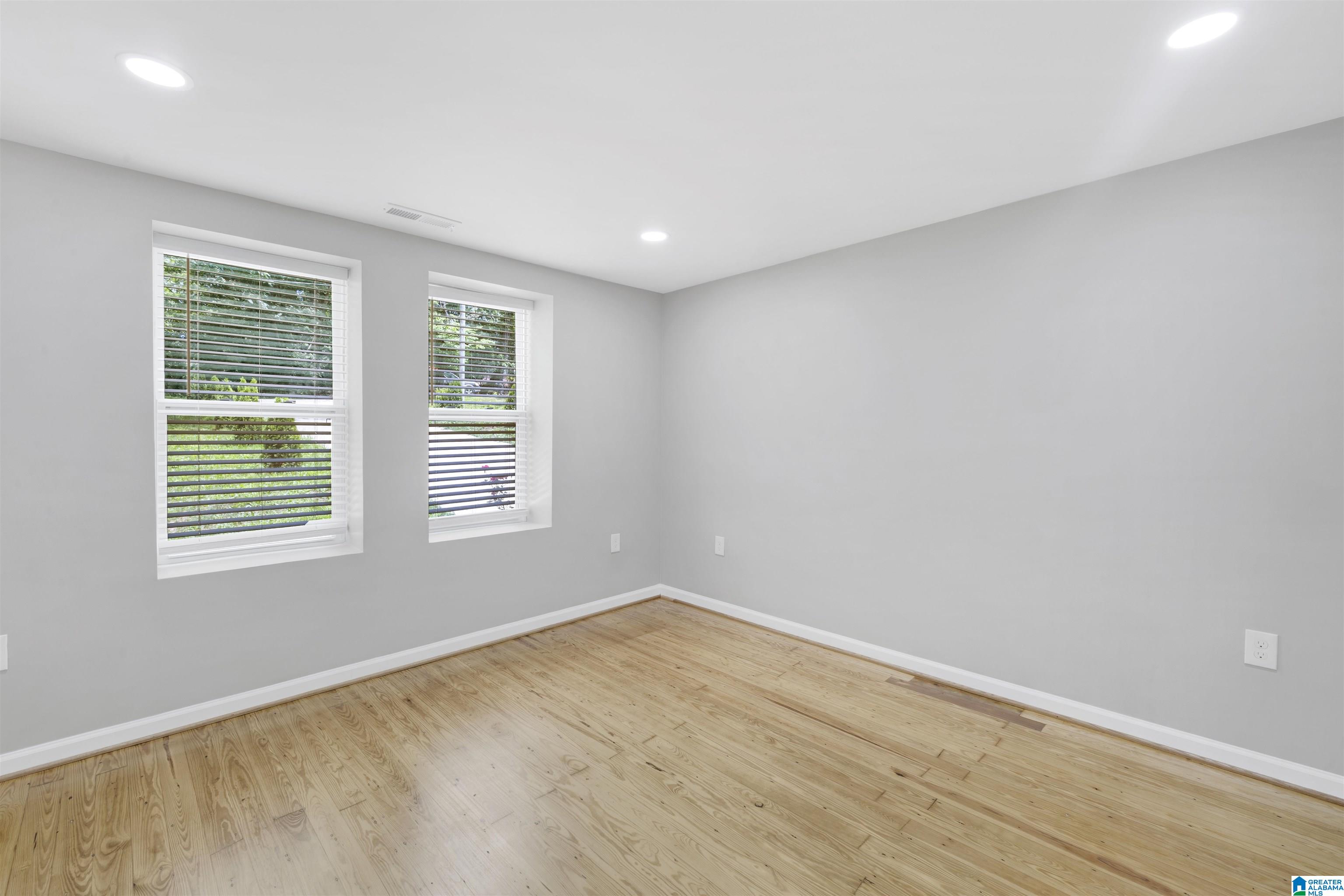 116 Wickstead Road Bessemer, AL 35023 - Photo 4 of 19