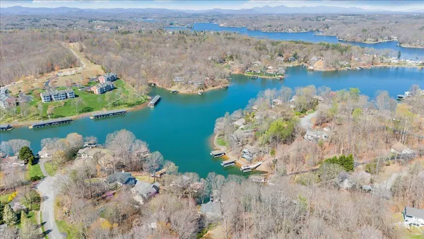 $1,350,000 | 150 Waterwood Drive, Moneta, VA 24121