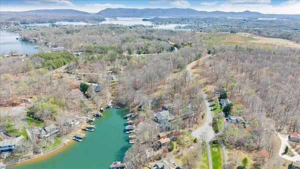 $1,350,000 | 150 Waterwood Drive, Moneta, VA 24121