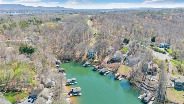 $1,350,000 | 150 Waterwood Drive, Moneta, VA 24121