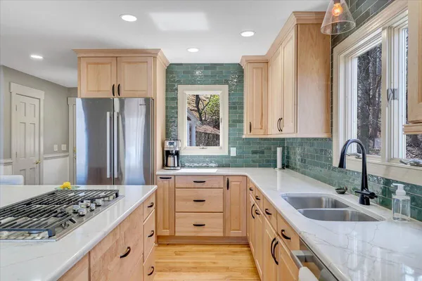 a view of a living room washer and dryer
