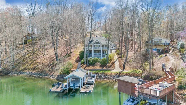 $1,350,000 | 150 Waterwood Drive, Moneta, VA 24121