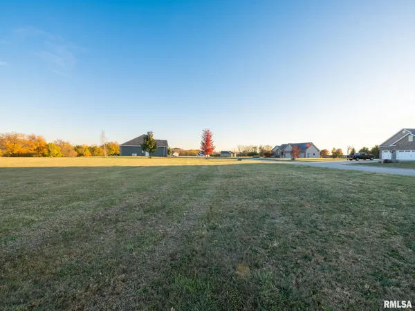 $61,000 | 116 Lost Creek Court, Pekin, IL 61554