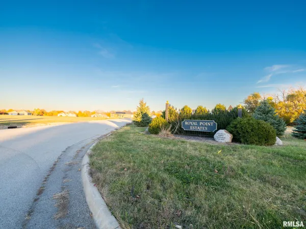 $61,000 | 116 Lost Creek Court, Pekin, IL 61554