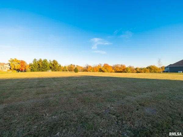 $61,000 | 116 Lost Creek Court, Pekin, IL 61554