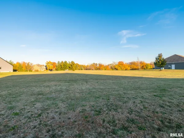 $61,000 | 116 Lost Creek Court, Pekin, IL 61554