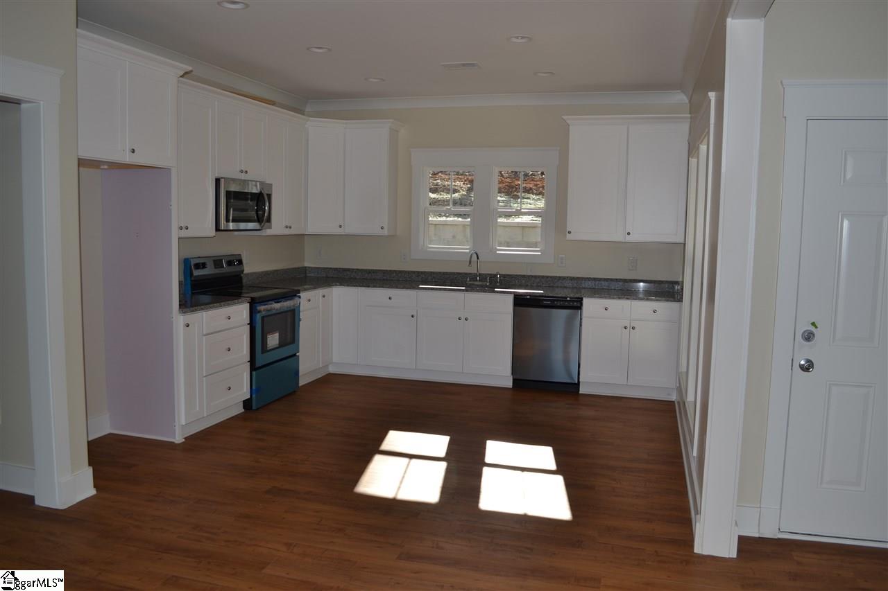 5 Crocus Court Fountain Inn, SC 29644 - Photo 3 of 9 Gallery Image 3