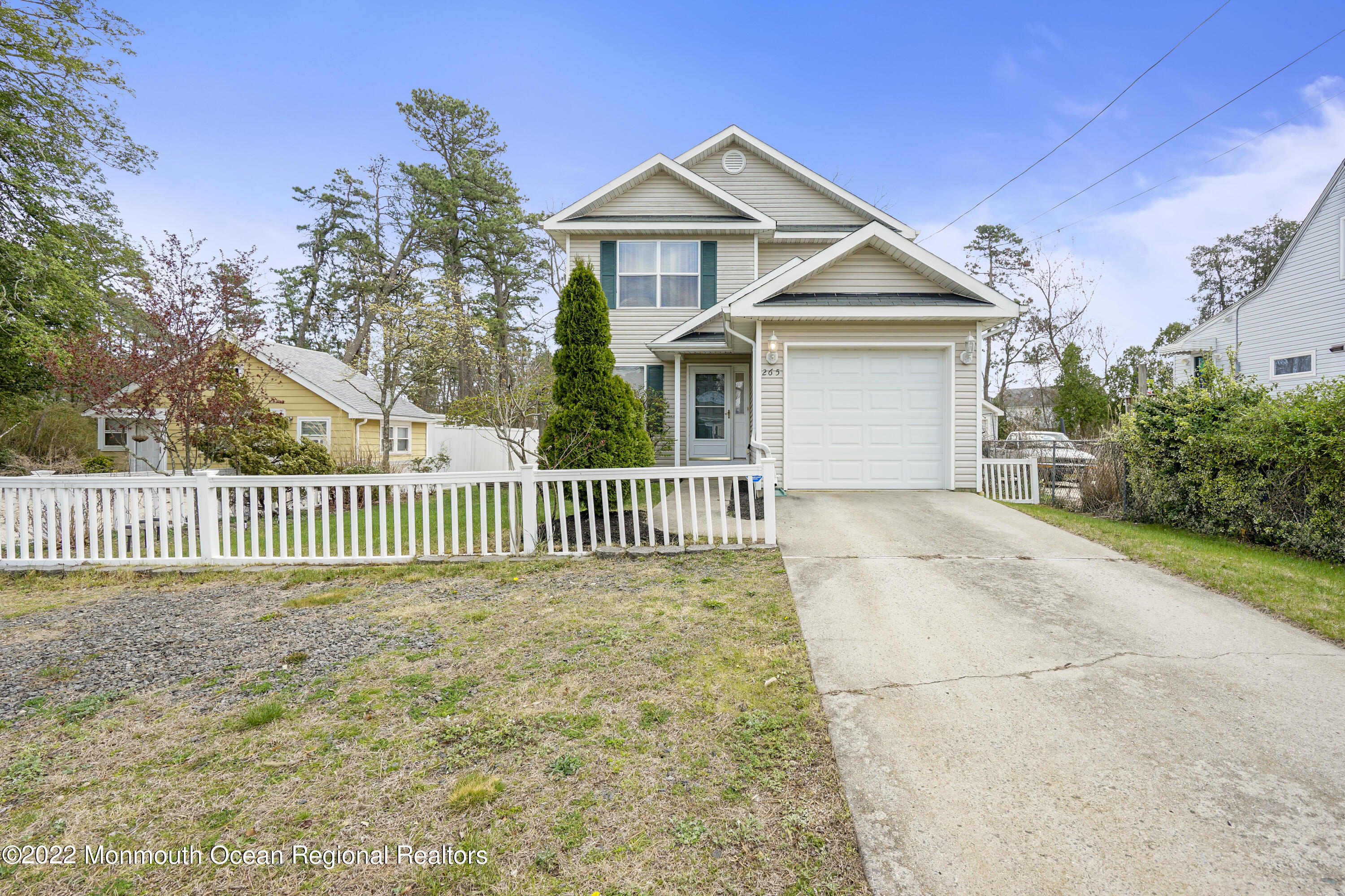 265 Timberline Road Toms River, NJ 08753 - Photo 11 of 26 97635124-7B8D-4B26-9CF2-FD09204AAD74