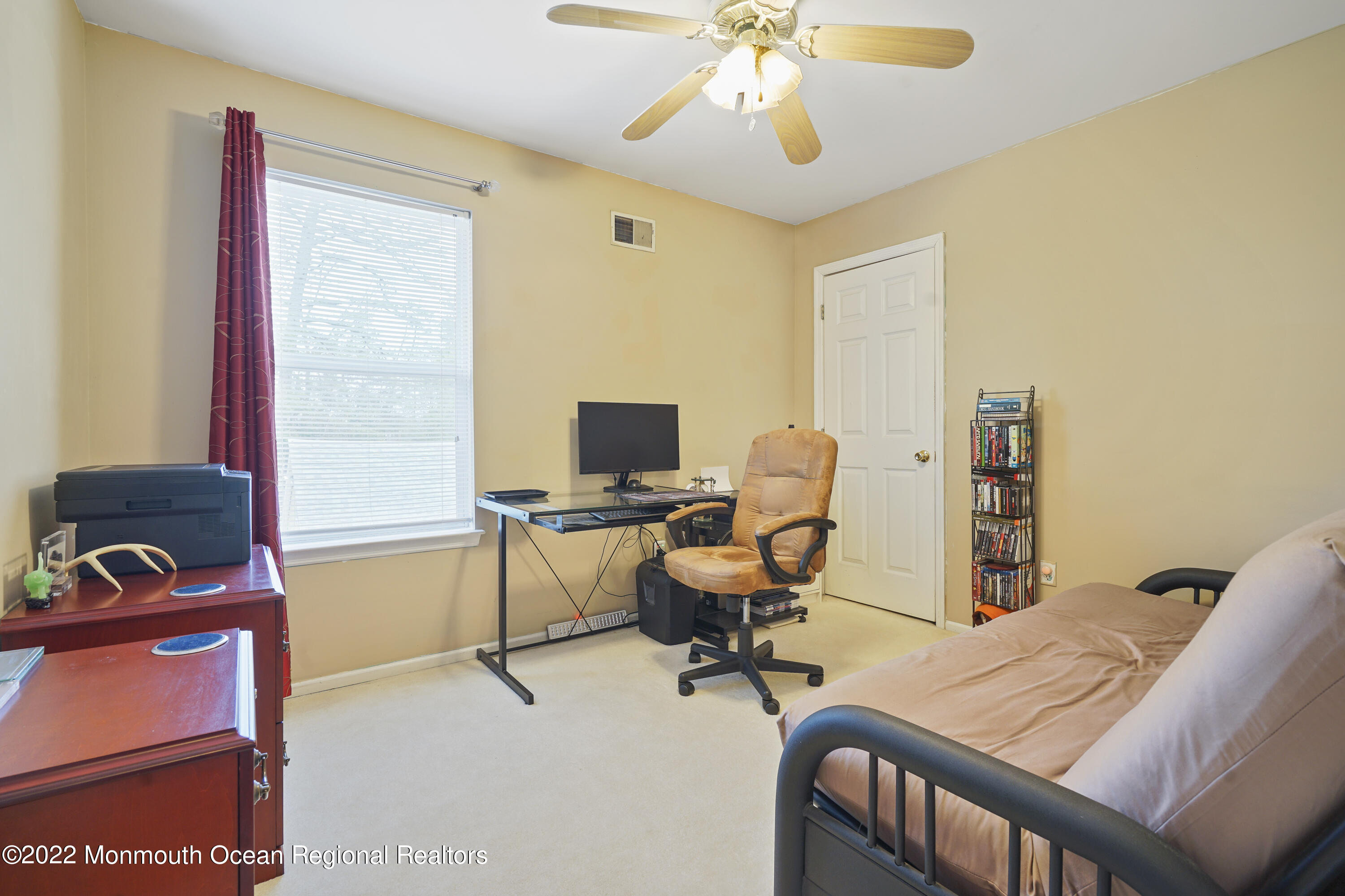 265 Timberline Road Toms River, NJ 08753 - Photo 8 of 26 0D4C3A92-D6A3-49BF-9833-0C2A965D2720
