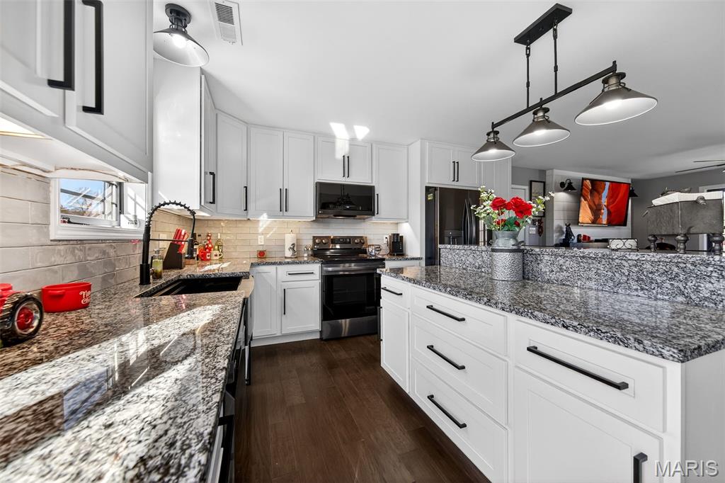 2566 Watson Road Park Hills, MO 63601 - Photo 6 of 40