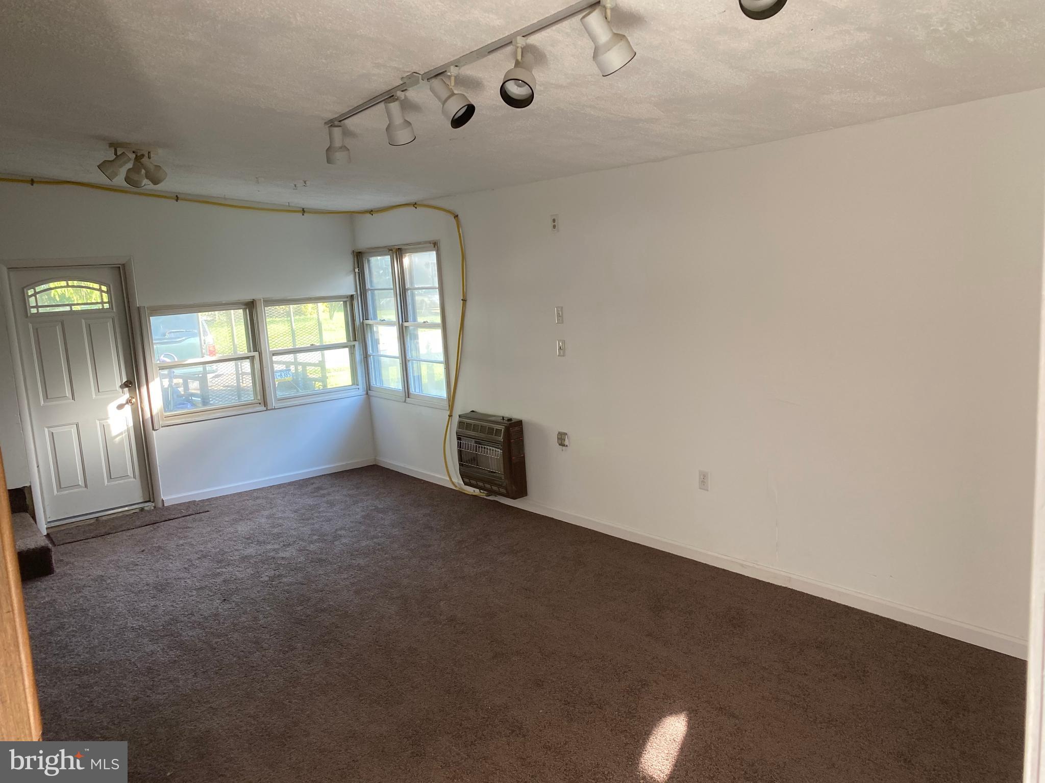 9 Anderson Road Newark, DE 19713 - Photo 7 of 8 Rec Room