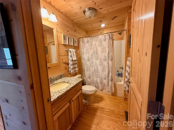 $1,135,000 | 3695 Highway 9, Mill Spring, NC 28756