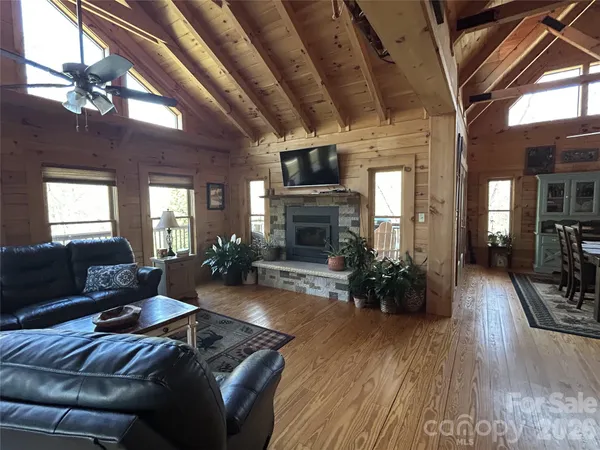 $1,135,000 | 3695 Highway 9, Mill Spring, NC 28756