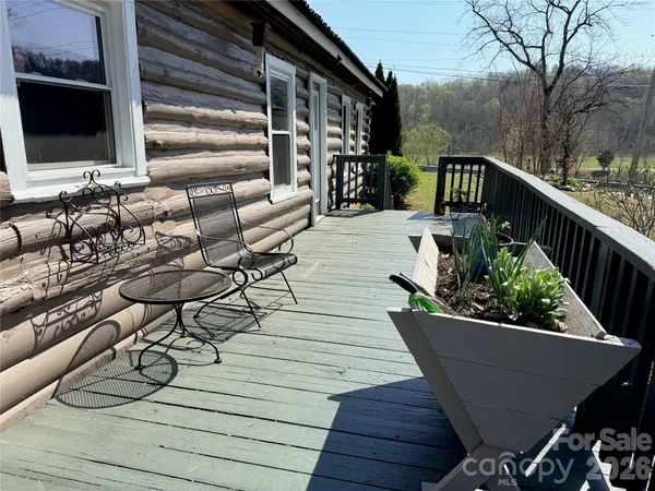 $1,135,000 | 3695 Highway 9, Mill Spring, NC 28756