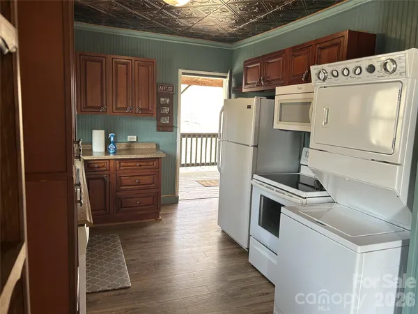 $1,135,000 | 3695 Highway 9, Mill Spring, NC 28756