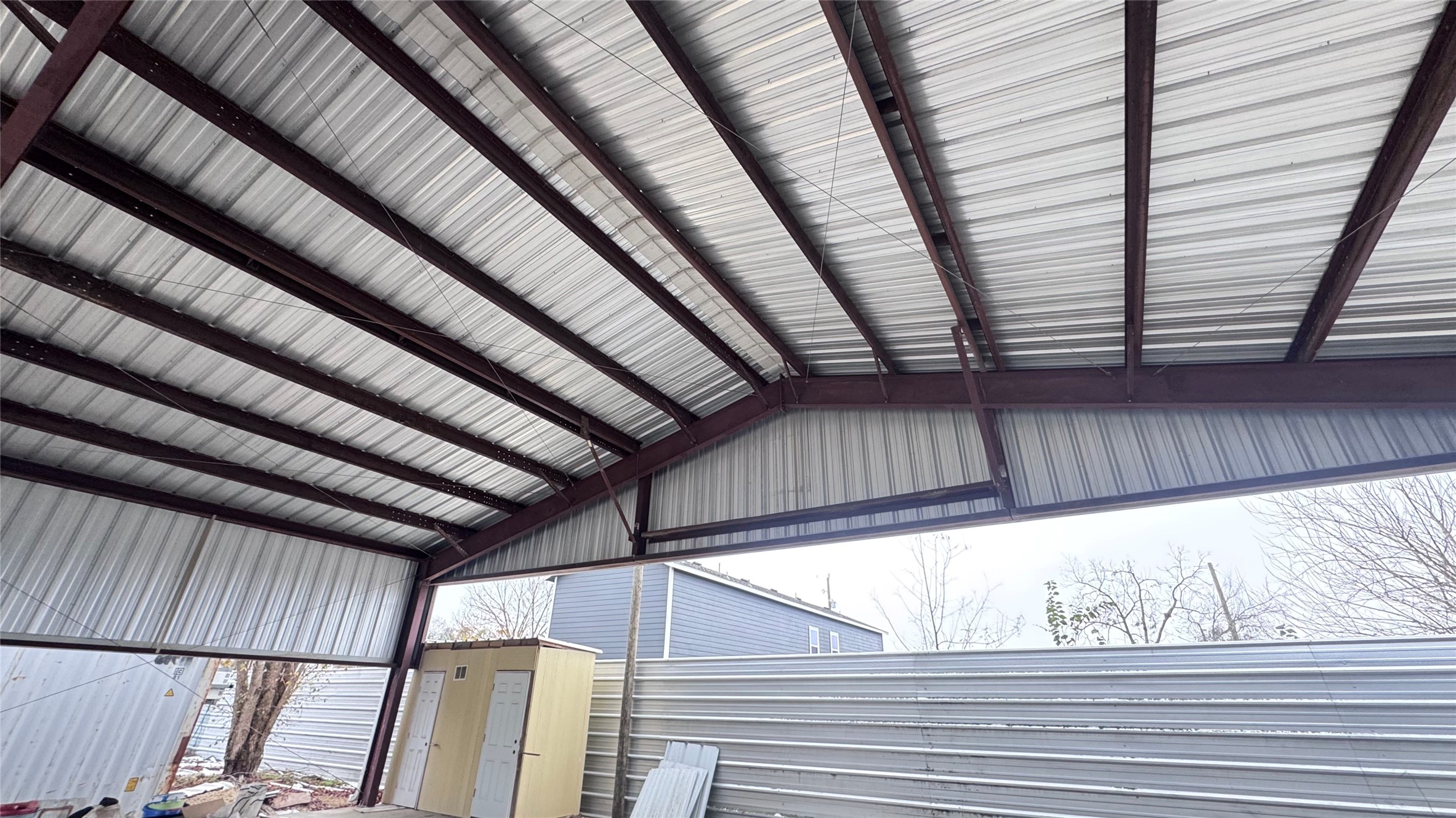 6315 Haight Street Houston, TX 77028 - Photo 12 of 23 a view of entryway