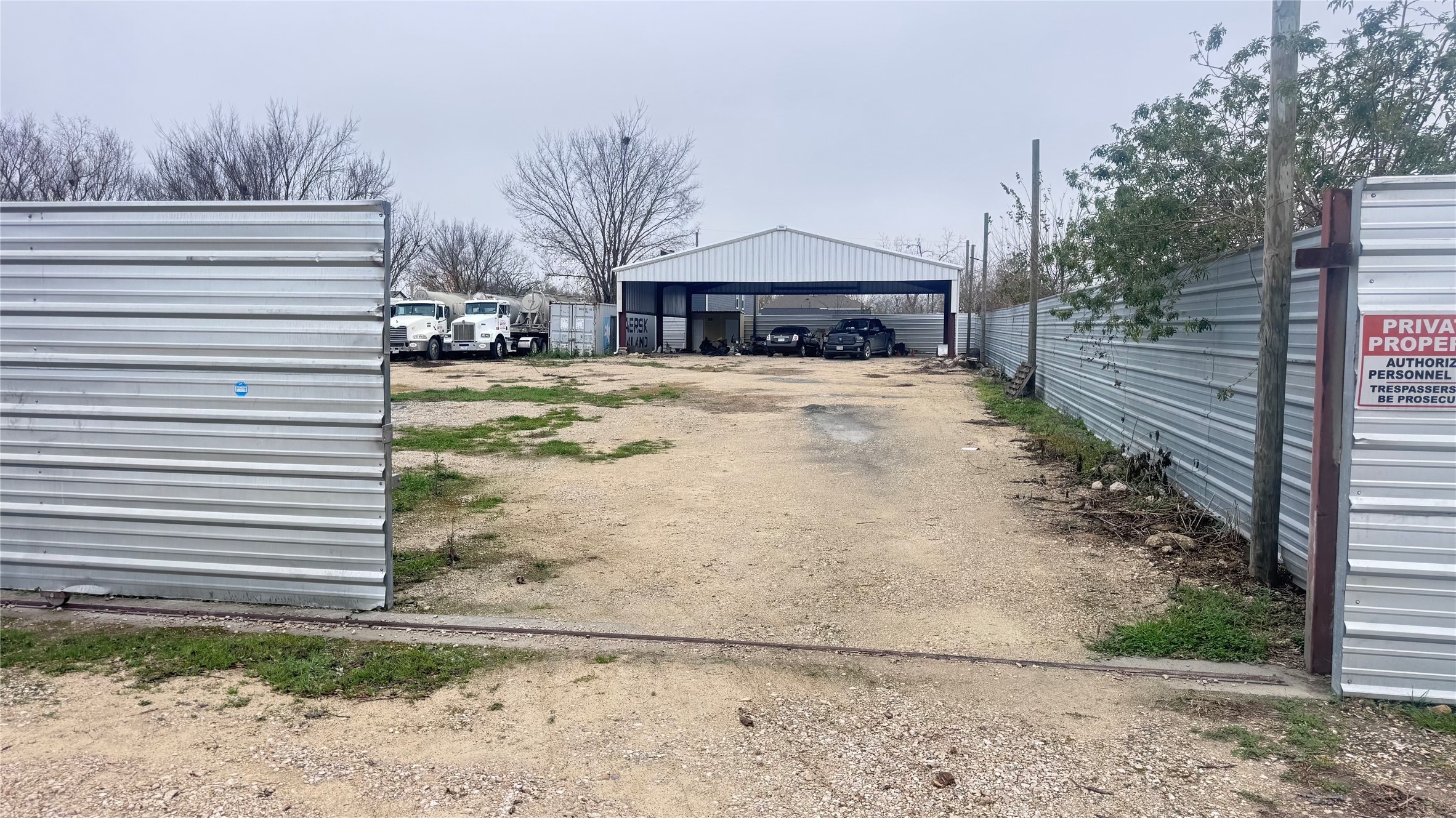 6315 Haight Street Houston, TX 77028 - Photo 18 of 23 a view of a house with a yard