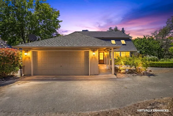 $599,000 | 8090 Montgomery Circle, Redding, CA 96001