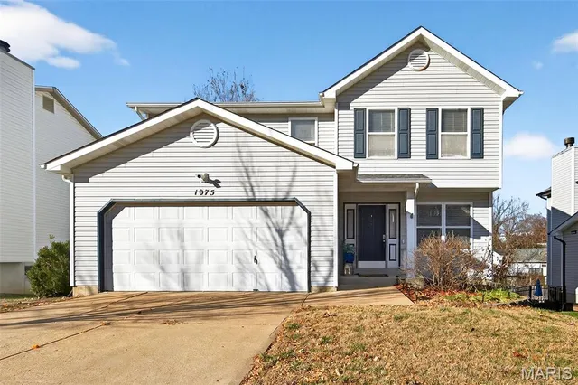 $330,000 | 1075 Fenton Park Drive, Fenton, MO 63026